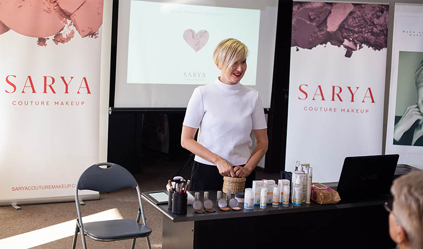 You are currently viewing Terapie prin machiaj – eveniment social marca Sarya Couture Makeup