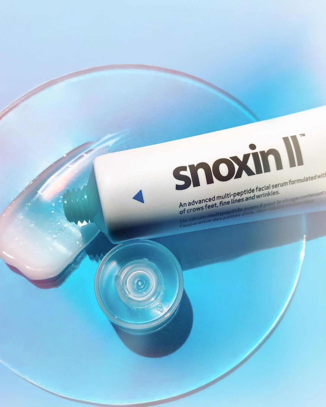 You are currently viewing Snoxin II,  super serumul facial cu peptide – un adevarat elixir al frumusetii